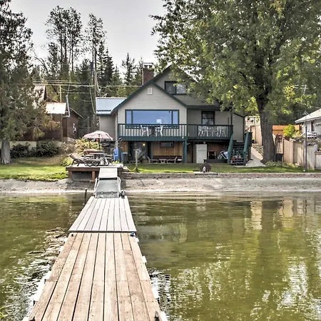 Diamond Lake Home With Dock Close To 2 Ski Resorts!